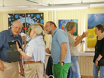 Bis 3. Juli ist die aktuelle Ausstellung "Pinselstriche" in der Galerie Form+Farbe zu sehen. Foto: Brigitta Kempe-Wolf