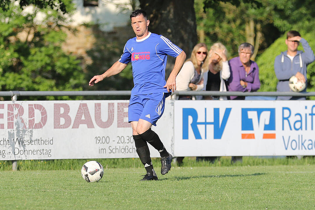 SV Kirchsch&ouml;nbach - TSV/DJK Wiesentheid II