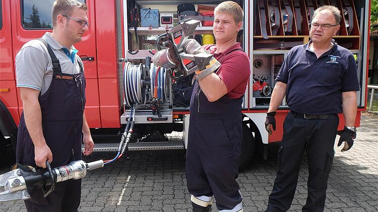 Maschinisten-Ausbildung des Kreisfeuerwehrverbandes im Atemschutzzentrum Oberthulba   Foto: Gerd Schaar