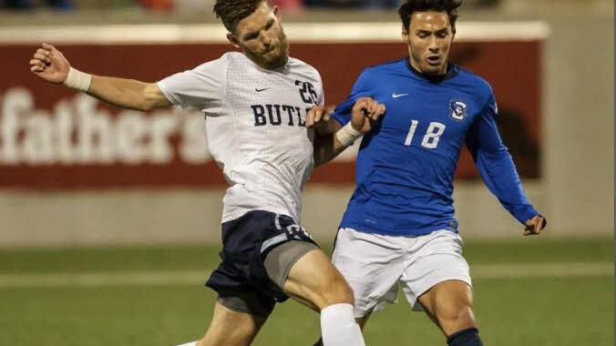 Ein Traum wird wahr: Der Oberschwarzacher Timo Pitter (rechts) wurde beim Super Draft der Major League Soccer vom FC Dallas ausgew&auml;hlt und bekommt einen Profivertrag.  Foto: Matt Ralph