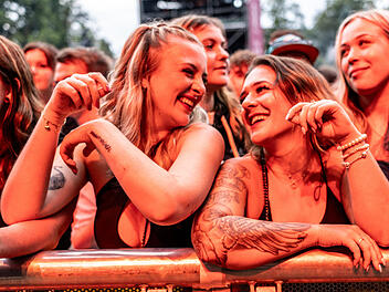 Coburger Open-Air-Sommer 2023: Tausende Fans bei Kontra K - die besten Bilder vom Konzert