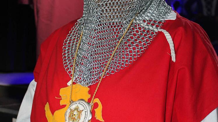 Elferrat Berthold Baier als schwarzer Ritter