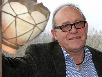 Stadtplaner Wolfgang Russ geht in wenigen Tagen offiziell in den Ruhestand.  Foto: Benedikt Borst