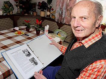 Fritz Spie&szlig; hat einiges zu erz&auml;hlen. Soviel, dass er es aufschreiben musste. Fotos: Richard S&auml;nger