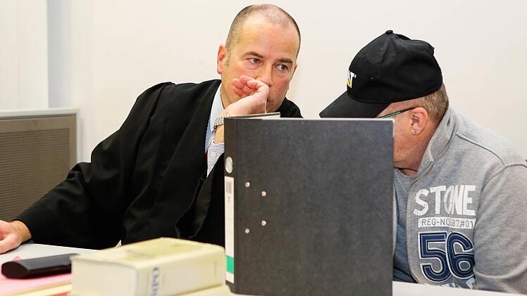 Der Prozess um die getötete Janina wird fortgesetzt. Die Staatsanwaltschaft fordert lebenslange Freiheitsstrafe für den Angeklagten. Foto: Matthias Hoch
