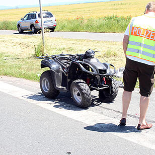 Quad und Auto kollidieren im Landkreis Fürth