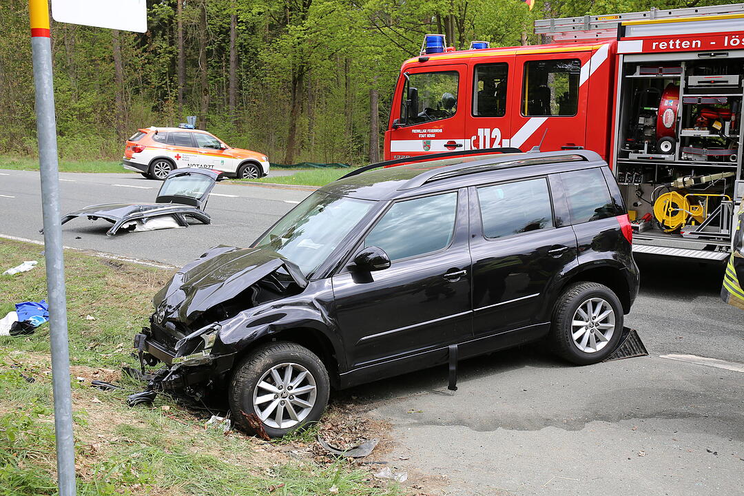 Schwerer Unfall im Landkreis Hof - Hubschraubereinsatz