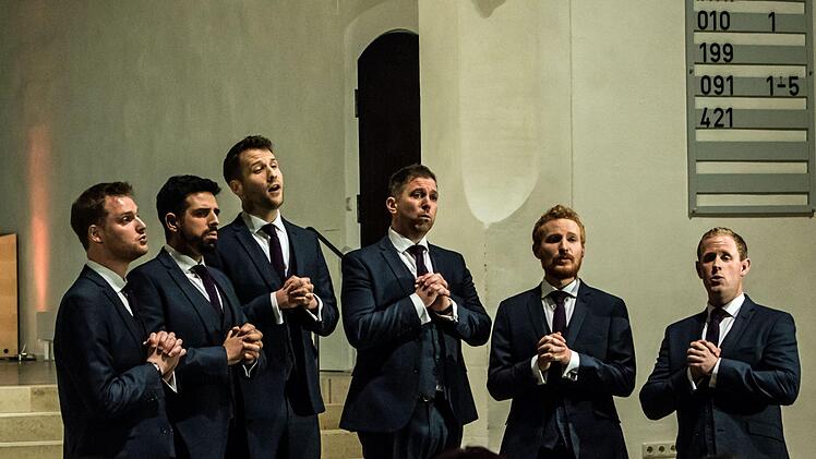 Eindringliches Gastspiel: Das Vokalsextett The Queen's Six gastierte in der Coburger Morizkirche.Foto: Jochen Berger