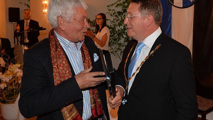 Mit Wolfgang Protzner (CSU) wurde der Dinosaurier des Kulmbacher Stadtrats nach 42 Jahren verabschiedet.