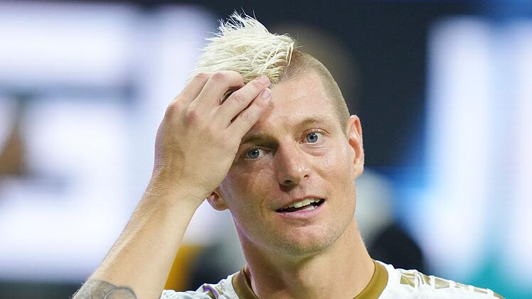 Immer gut frisiert - neuerdings auch ausw&auml;rts: Ex-Fu&szlig;baller Toni Kroos mag kurz rasierte Seiten.