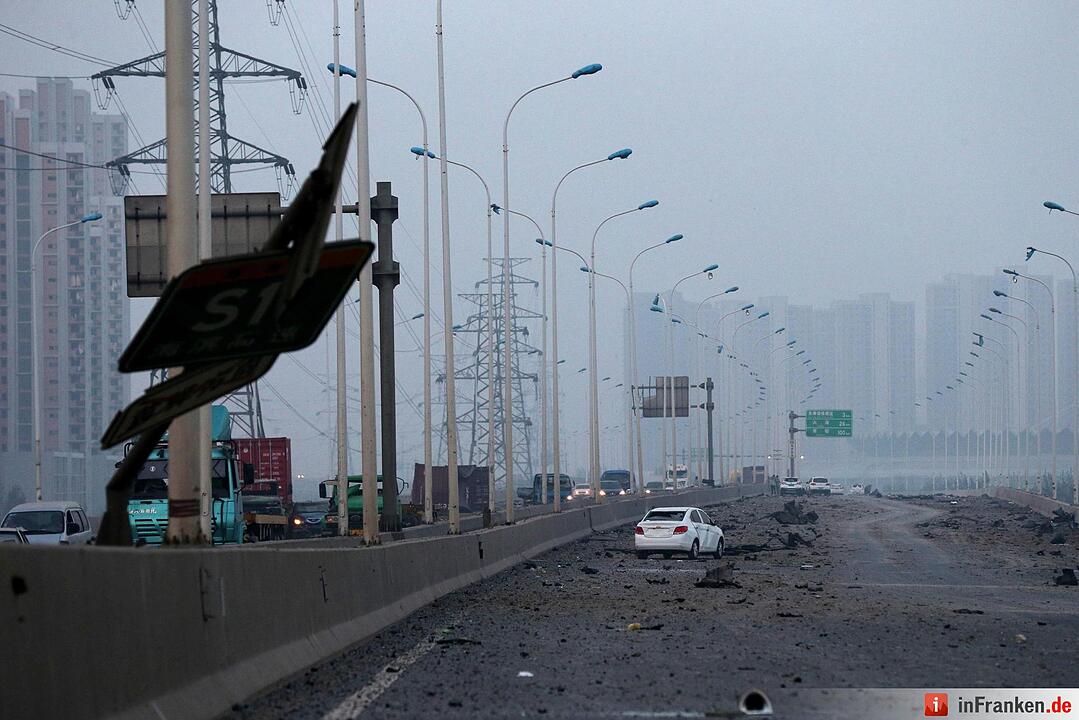 Huge explosion rocks Chinese port city of Tianjin