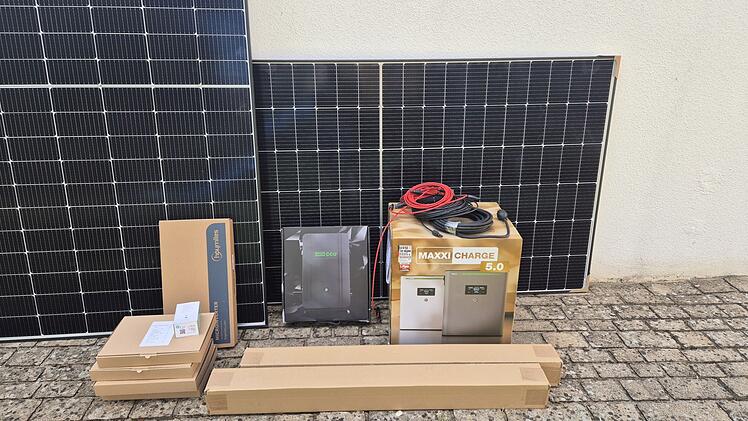 Unser Leser Martin hat den Maxxicharge (V1) getestet – bei uns berichtet er über seine Erfahrungen mit dem 5-kWh-Speicher.