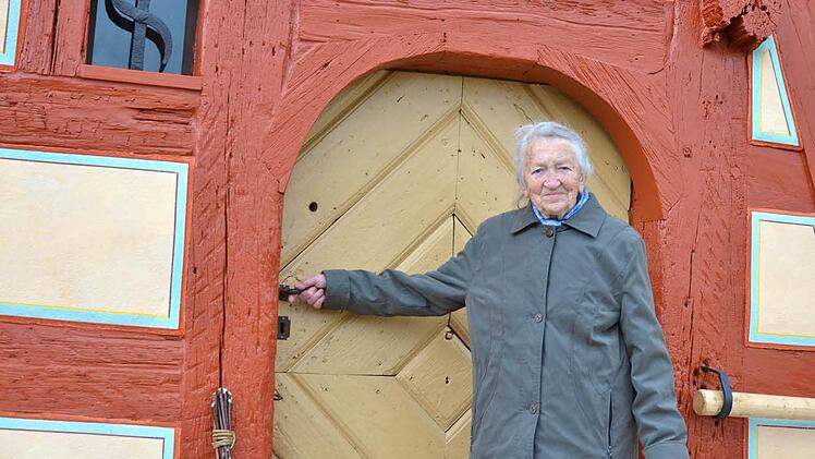 Irmgard Schmidt ist stolz, dass ihr ehemaliges Haus der Nachwelt erhalten bleiben kann