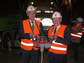 Bundesverkehrsminister Peter Ramsauer (links) und Bahnchef Rüdiger Grube.
