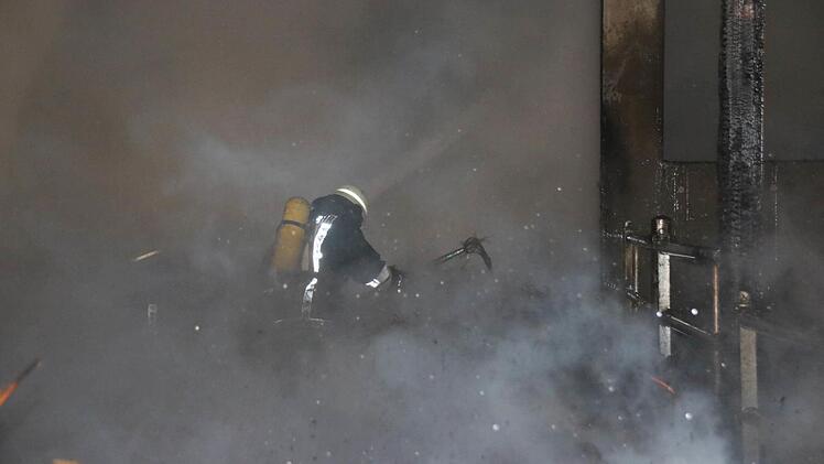 Eindrücke vom Brand in Haard in der Nacht auf Sonntag. Foto: Ralf Ruppert