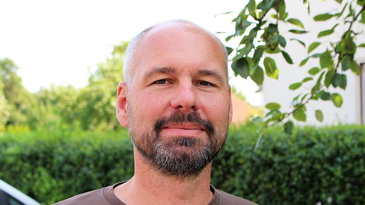 "Hier ist die letzte gesicherte Brutregion der Vögel in Bayern", sagt Torsten Kirchner, Biologe bei der Wildland Stiftung, Foto: Julia Raab