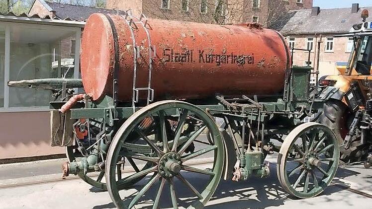 So sah der Sprengwagen vor der Restaurierung aus. Foto: Jürgen Sand
