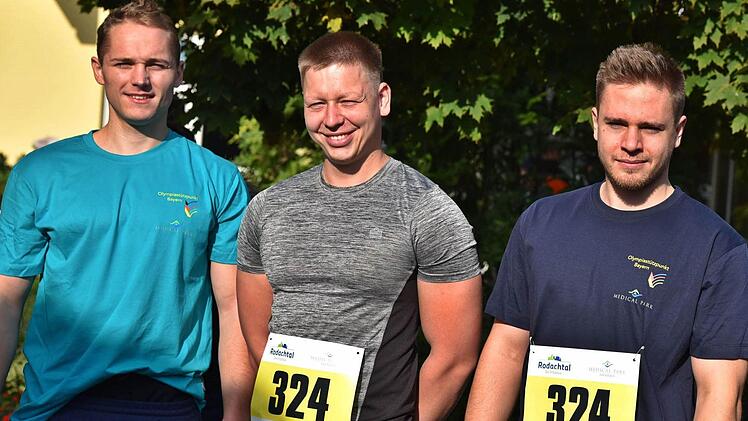 Benjamin Wilhelm, Lutz Schnorfeil und Thomas Frank bildeten eine Staffel für den Medical Park. "Wir möchten nicht das Schlusslicht sein." Foto: Gabi Arnold