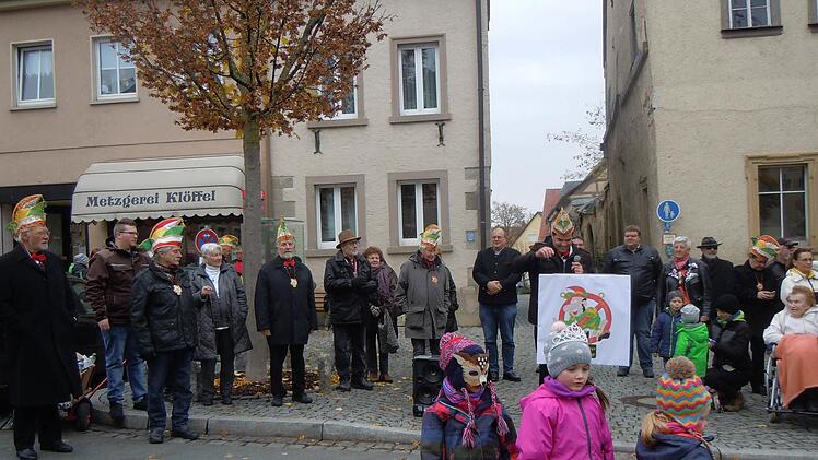 Elferratspräsident Andreas Albert bei der Eröffnungsrede Foto: Anneliese Albert