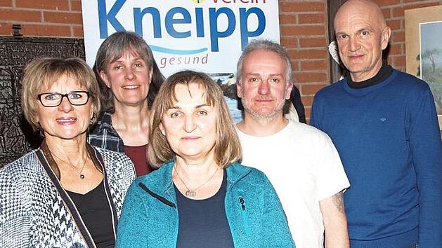 Das Vorstandsteam des Kneipp-Vereins Lichtenfels bilden (von links) Sylvia Spuhler, Elke Mahr, Vorsitzende Pia D&uuml;ck, Ralph Wenske und Michael P&uuml;lz. Foto: Alfred Thieret