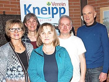 Das Vorstandsteam des Kneipp-Vereins Lichtenfels bilden (von links) Sylvia Spuhler, Elke Mahr, Vorsitzende Pia Dück, Ralph Wenske und Michael Pülz. Foto: Alfred Thieret
