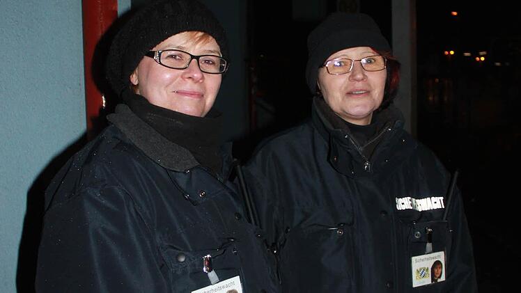 Daniela Fehn und Christine Förtsch sind Mitglieder der ersten Stunde. Heute suchen sie dringend Kollegen, die ihr Team unterstützen. Foto: van