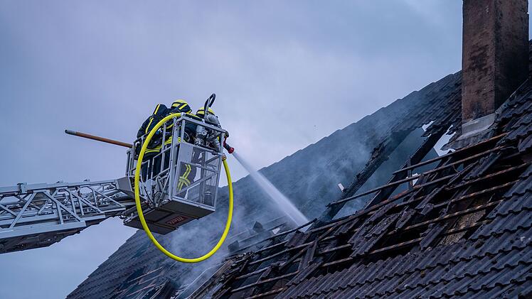 Pfofeld: Brand macht Wohnhaus unbewohnbar - "sehr erschreckend"