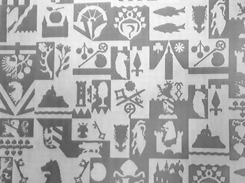 Die Wandbespannung könnte mit den stilisierten Wappen der Kommunen bedruckt werden.  Foto: Josef Hofbauer