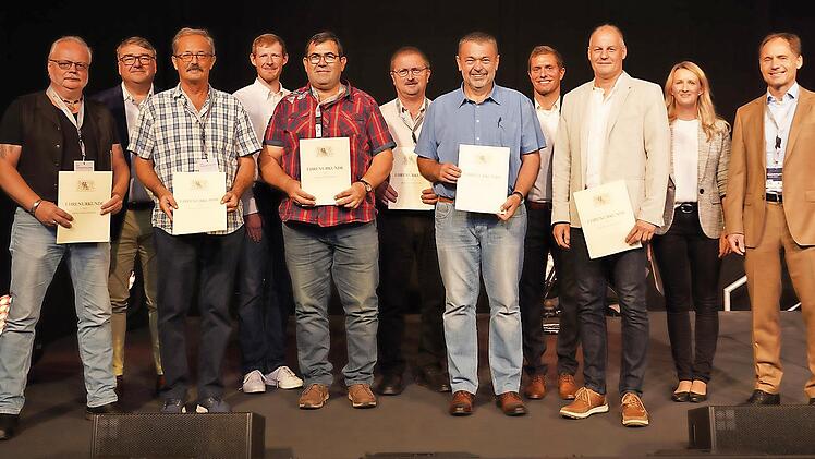 Gratulation zu 40 Jahren Betriebszugehörigkeit