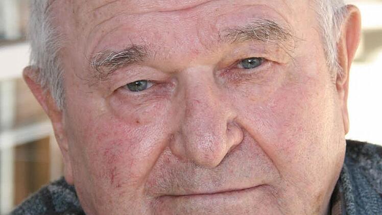 Heimbewohner Robert Schott hat ein Leben lang auf dem Bau gearbeitet und die Arbeiten am Marktleugaster Seniorenheim mit großem Interesse verfolgt.