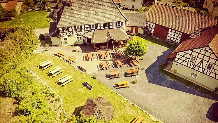 Uetzing: Enkel belebt Familiengasthof Grüner Baum wieder - "viele haben sich bedankt"