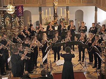 Der Posaunenchor gab in der St.-Veit-Michaels-Kirche ein stimmungsvolles Konzert. Fotos: fra-press