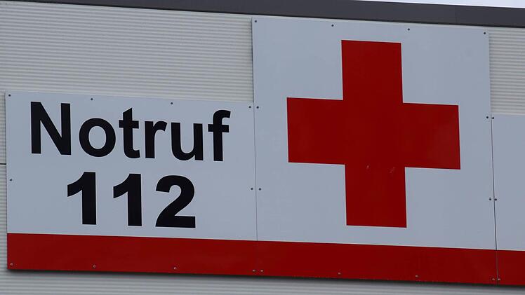 Den klassischen BRK-Rettungsdienst erreicht man unter der Notrufnummer 112. Foto: Ronald Rinklef