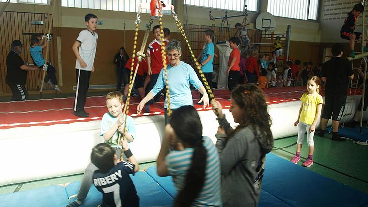 Erlebnisturnen mit integrativem Aspekt beim TSV Ebenhausen. Foto: Stefan Geiger