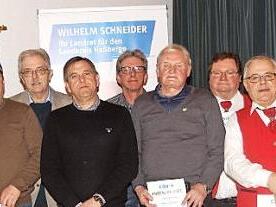Die weiteren Geehrten des CSU-Ortsverbandes Dankenfeld mit den Vertretern der örtlichen CSU, des Kreisverbandes und der Gemeinde Oberaurach  Fotos: gg