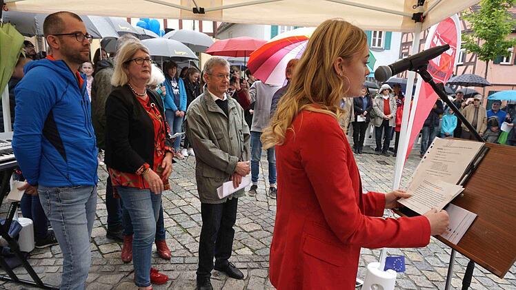 Impressionen von der Kundgebung   Foto: Richard Sänger