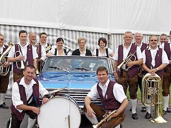 Die Formation "Kronacher Musikanten" besteht aus Blasmusikern, die früher dem Jugendorchester angehörten.  Foto: privat