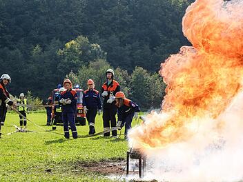 Unterschiedliche Szenarien wurden bei der 24-Stunden-Übung zum Jugendfeuerwehrtag durchgespielt. Foto: Björn Hein