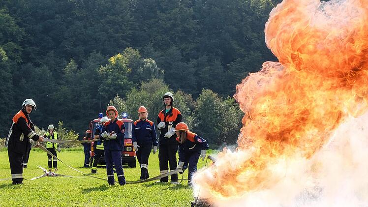 Unterschiedliche Szenarien wurden bei der 24-Stunden-Übung zum Jugendfeuerwehrtag durchgespielt. Foto: Björn Hein