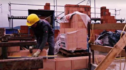 Mit einem Image-Video versucht "Otto Mühlherr" unter anderem, auf Facebook Jugendliche für eine Ausbildung zu begeistern. Screenshot: Facebook