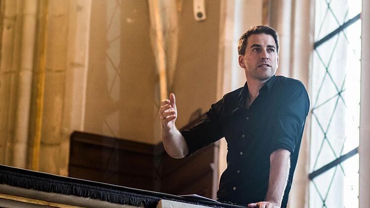 Impressionen vom Wandel-Konzert auf Schloss Callenberg im Rahmen des Festivals "Klanggrenzen": Frederik LeberleFoto: Jochen Berger