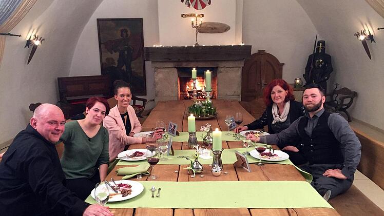 Das perfekte Dinner auf Vox ist in dieser Woche in Bamberg zu Gast. Bei der Punktevergabe am Freitag stellt sich heraus, wer das Siegermenü gekocht hat. Foto: Vox/ITV Studios