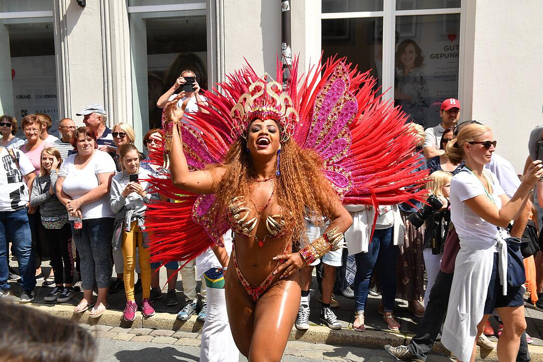 Umzug beim Samba-Festival in Coburg