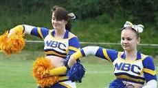 Die NBC-Cheerleader aus Obernsees begeisterten beim Sportfest mit einer temporeichen Show mit viel Akrobatik.