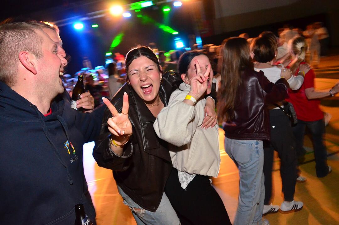 MALLE PARTY mit DJ Ratzi