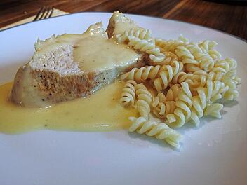 Gef&auml;hrliche Keime in H&auml;hnchenbrust: 5 Produkte sind "bedenklich"