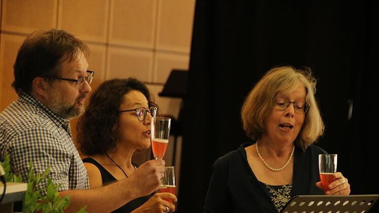 "The Parting Glass" (Ralf Hartmann, Michaela Hügel und Claudia Dunkelberg). Thomas Malz