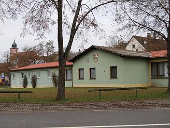 Mit einer Gesamtsumme von rund  1,7 Millionen Euro wird das Oskar-Kandler-Zentrum in Kirchlauter umfassend saniert. Günther Geiling