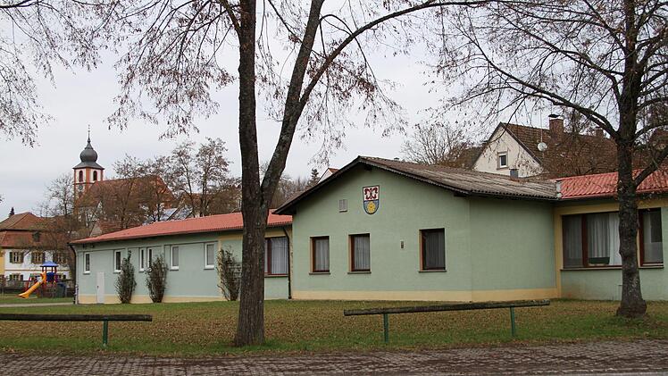 Mit einer Gesamtsumme von rund  1,7 Millionen Euro wird das Oskar-Kandler-Zentrum in Kirchlauter umfassend saniert. Günther Geiling