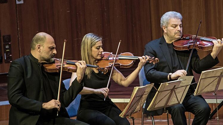 Tolles Coburg-Gastspiel: das Sestetto Stradivari begeisterte im Kongresshaus Rosengarten.Foto: Jochen Berger